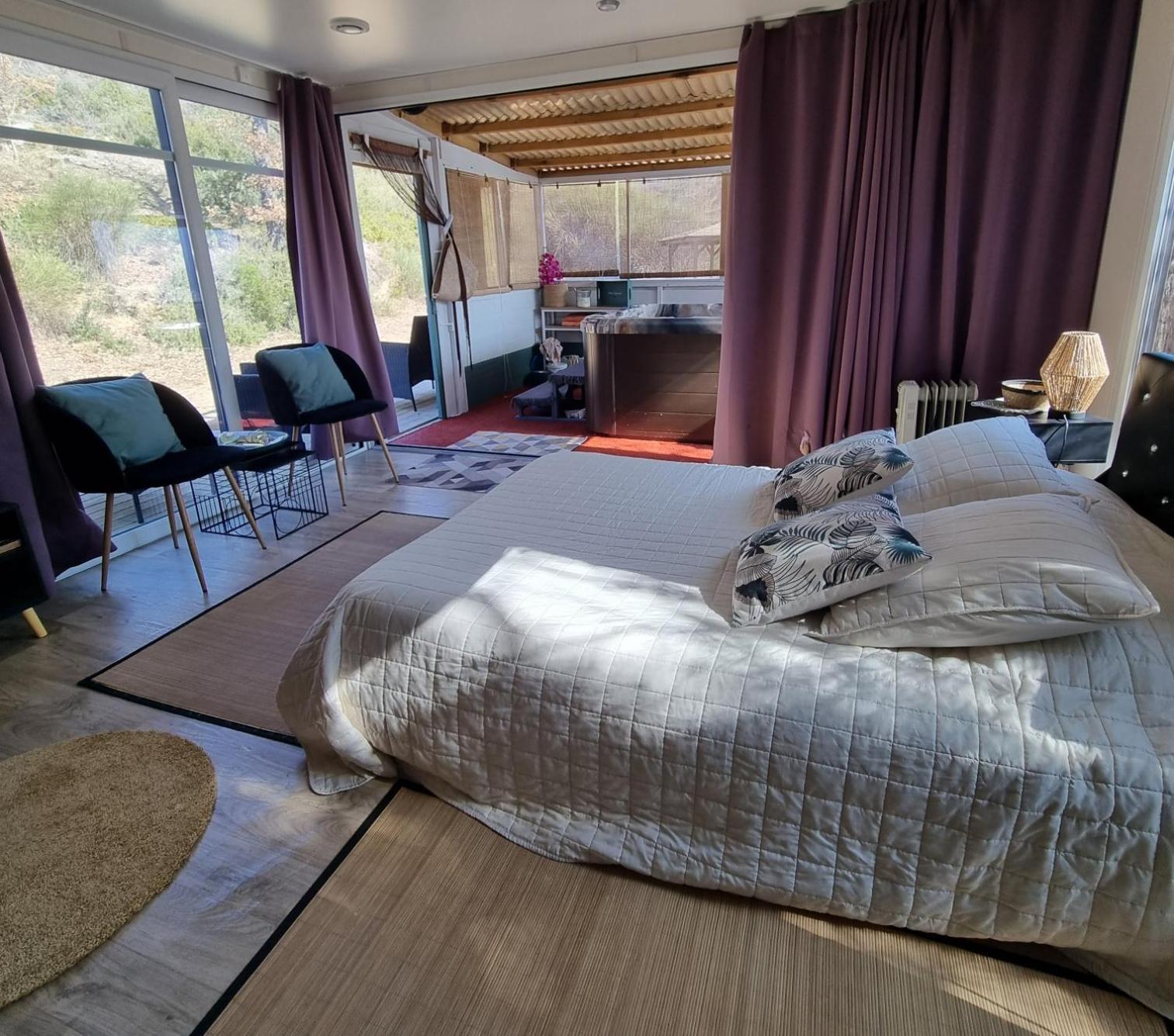L'Oustaou du Luberon et SPA Villelaure Extérieur photo