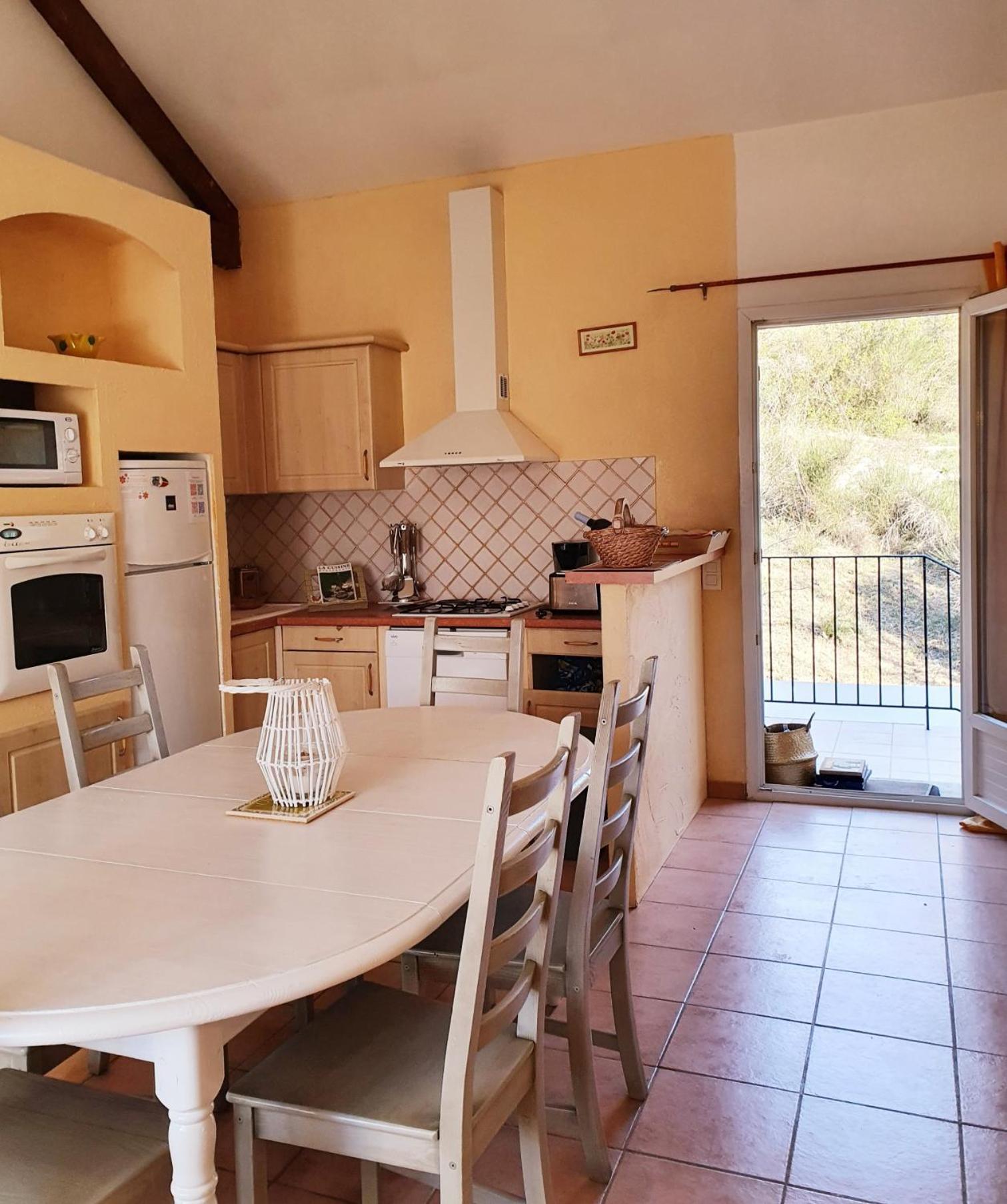 L'Oustaou du Luberon et SPA Villelaure Extérieur photo
