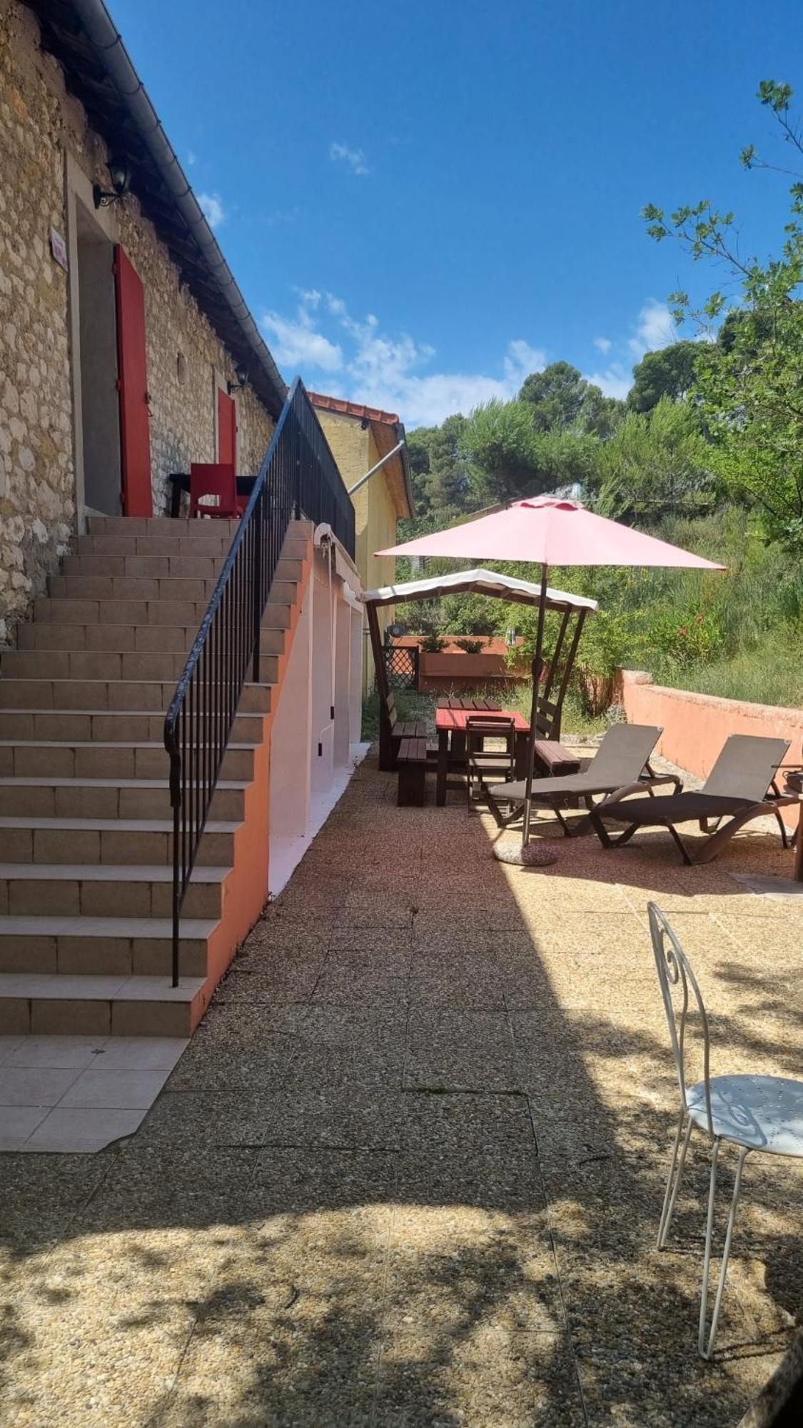 L'Oustaou du Luberon et SPA Villelaure Extérieur photo