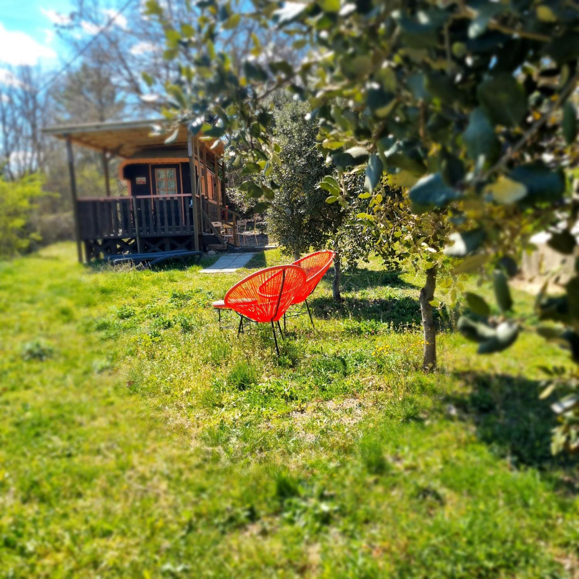 L'Oustaou du Luberon et SPA Villelaure Extérieur photo