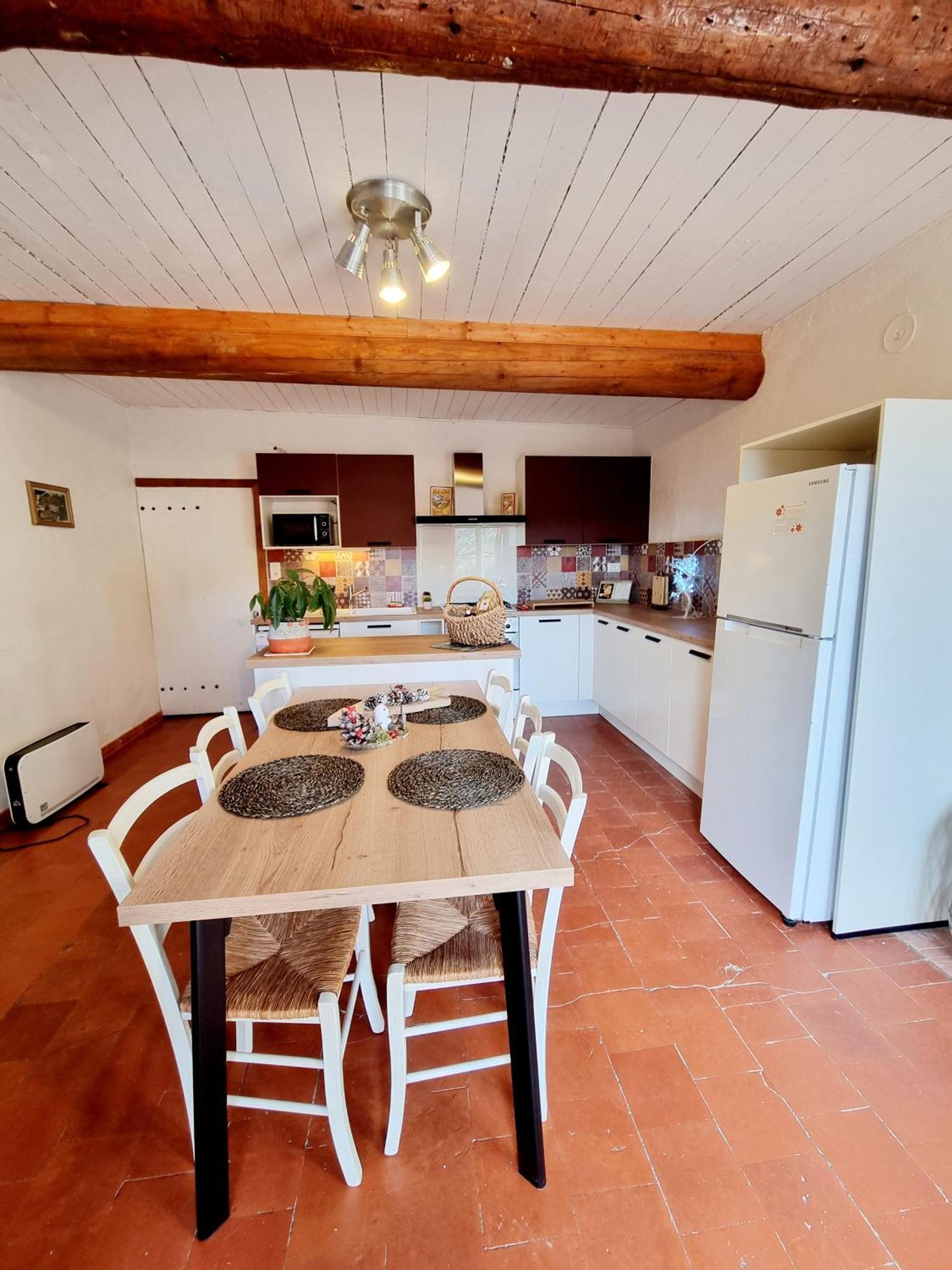L'Oustaou du Luberon et SPA Villelaure Extérieur photo