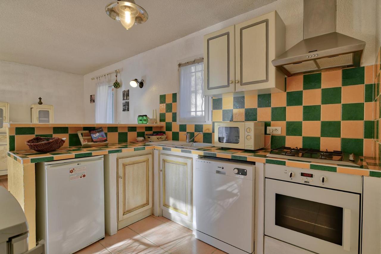 L'Oustaou du Luberon et SPA Villelaure Extérieur photo