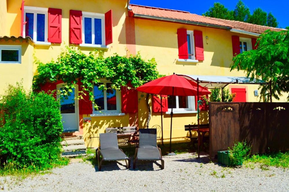 L'Oustaou du Luberon et SPA Villelaure Extérieur photo
