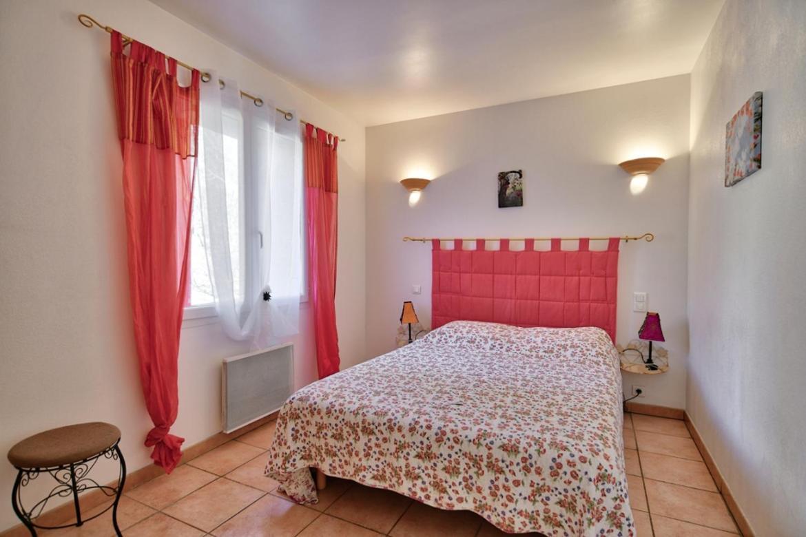 L'Oustaou du Luberon et SPA Villelaure Extérieur photo