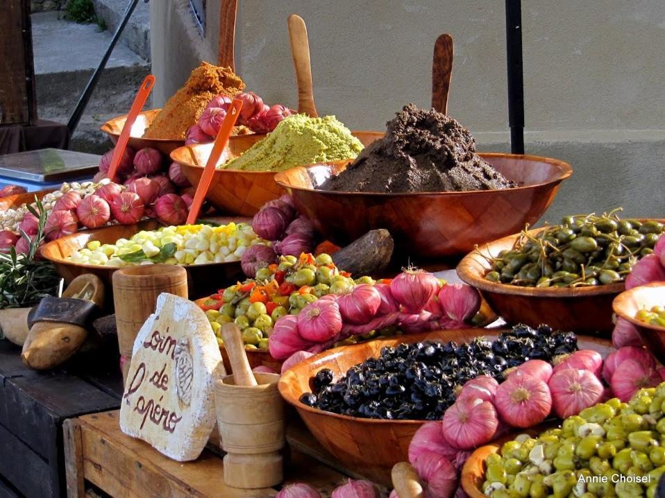 L'Oustaou du Luberon et SPA Villelaure Extérieur photo