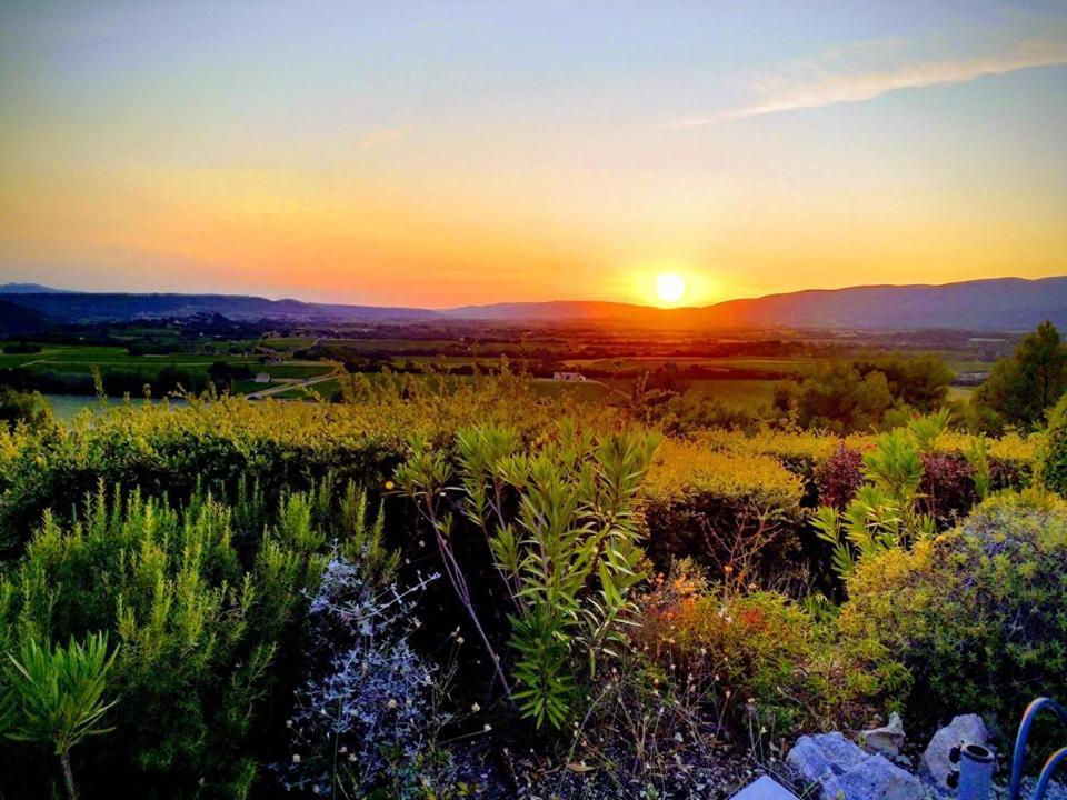 L'Oustaou du Luberon et SPA Villelaure Extérieur photo