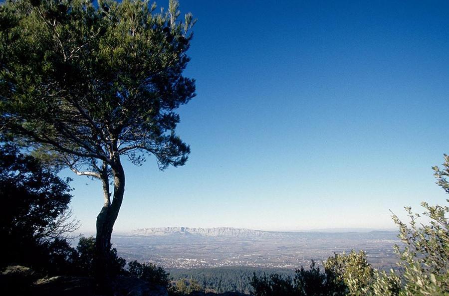L'Oustaou du Luberon et SPA Villelaure Extérieur photo